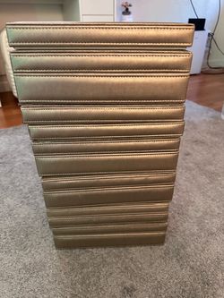 Stackable gold jewelry storage - in good condition
