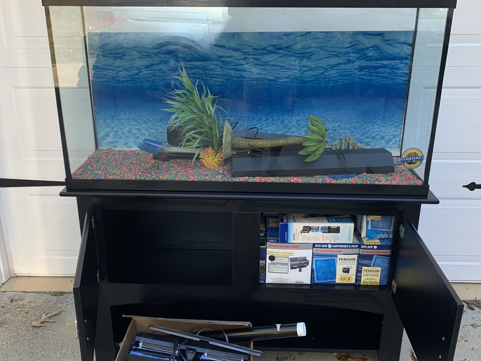 Aquarium fish tank 48L x 25 H x 12.5HD inches completed setup ready for new home