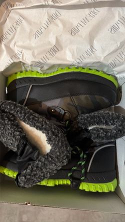 Kids snow boots