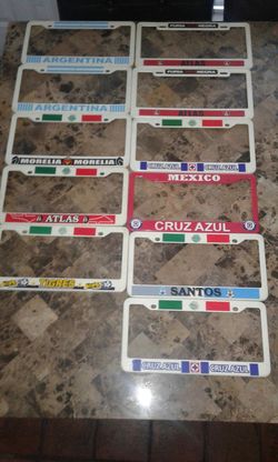 Porta placas de equiposde futbol