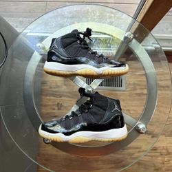 Nike Air Jordan 11 Jubilee 25th Anniversary Size 7 M / 8.5 W
