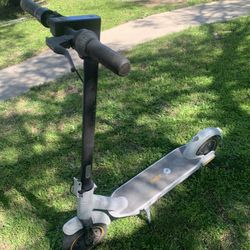 Scoter Electric $ 150