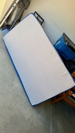 Molecule Twin XL Memory Foam Mattress