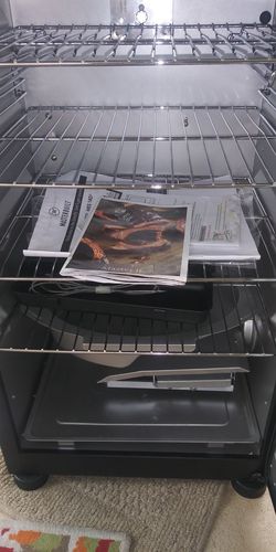 Masterbuilt Electric Smoker for Sale in Seattle, WA - OfferUp