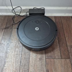 iRobot Essential Vacuum