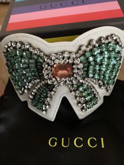 Authentic Gucci tennis shoe snap on embellishments