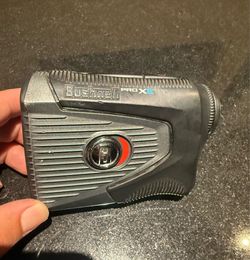 Bushnell Pro XE