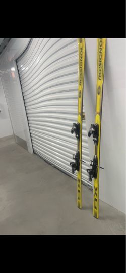 70” skiis asking 120obo