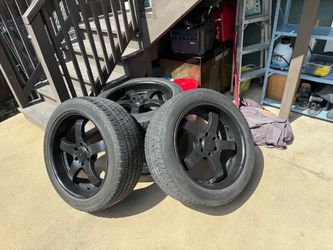 6 lug Chevy wheels, size 22