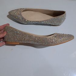 Davids Bridal Size 8 Rinestone Flats