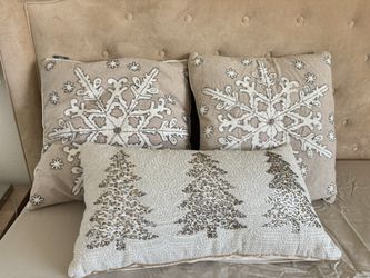 Christmas Decoration Cushions