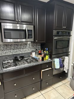 Double Oven and cooktop (not microwave)