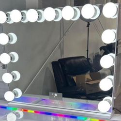 New Hollywood Mirror W Bluetooth Wall Mount Or Table Top