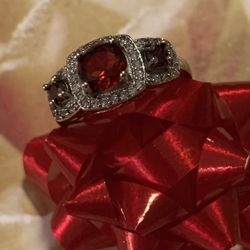 Genuine 1.65ctw Garnet & Sapphire Ring 