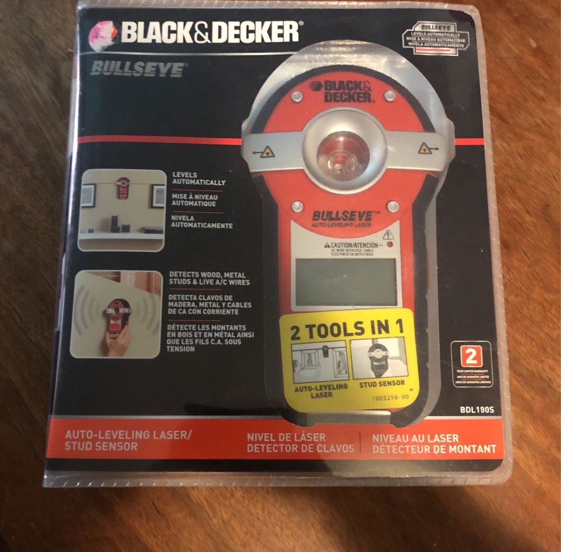B&D Auto Leveling Laser / Stud Sensor