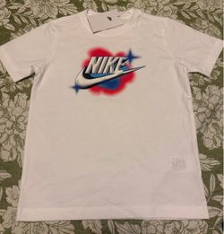 Nike Shirt (Boys)