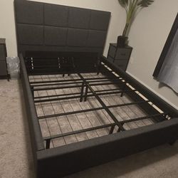 Queen Upholstered Bed Frame 