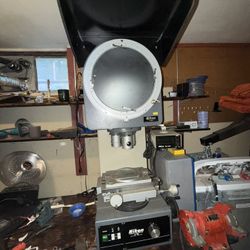 Nikon Profile Projector V-12 No.195350 10-50x Magnification 