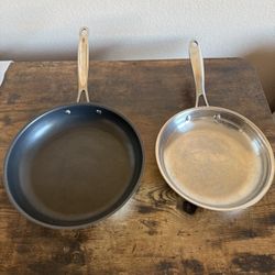 2 Skillet Frying Pans ✨