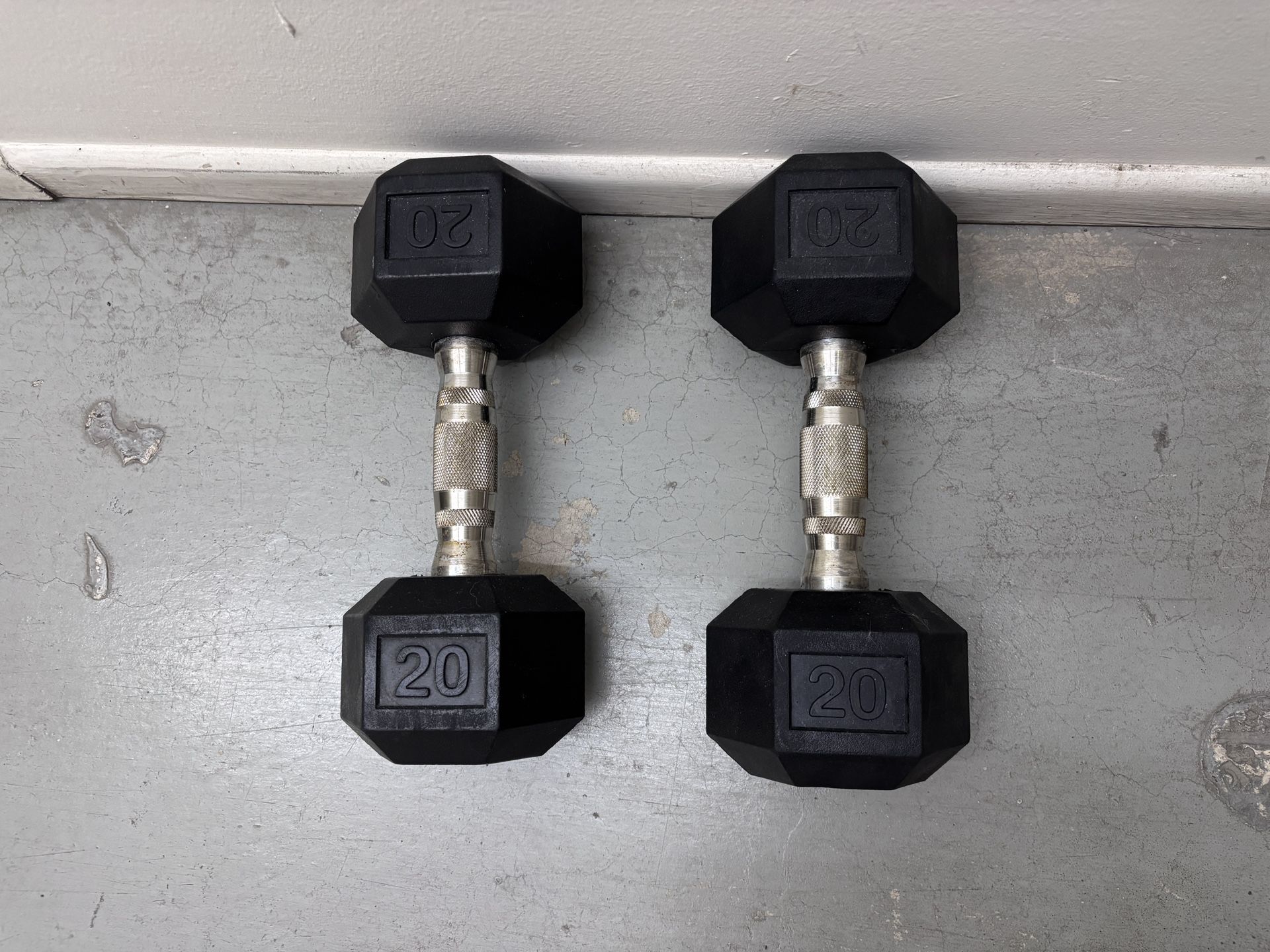 Pair of 20 lb Rubber Hex Dumbbells Weights