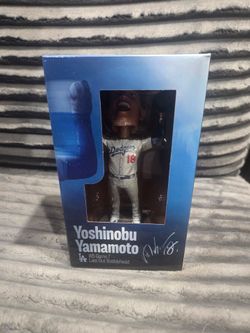 Yoshinobu Yamamoto bobblehead