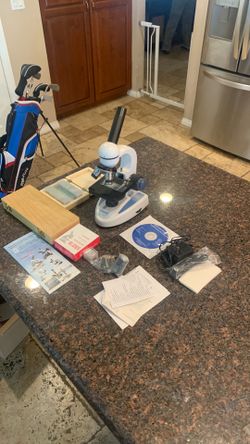 Great deal for a AmScope science microscope for students comes with everything you need
