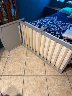 Toddler bed