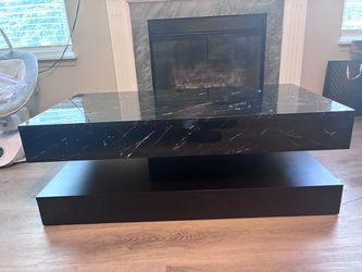 Sectional & coffee table