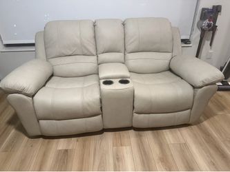 Leather recliner sofa