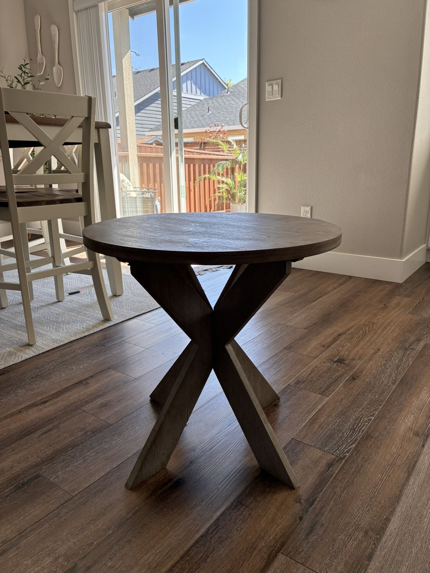 End/Side Table