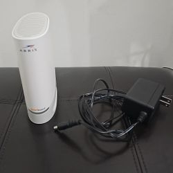 ARRIS S33 Surfboard DOCSIS 3.1 Multi-Gigabit Cable Modem
