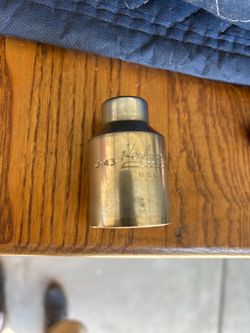 Vintage sensor installation socket