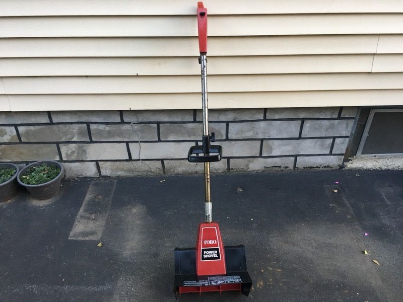 Toro Electric Power Shovel.