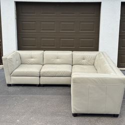 🛋️ Sectional Couch/Sofa - Macy’s - Leather - Delivery Available 🚛