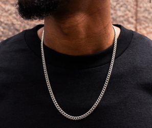 Miami Cuban Chain in White Gold