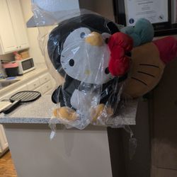 Hello Kitty Penguin 