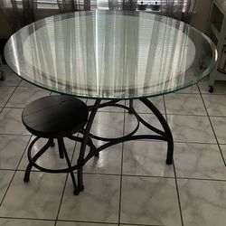 45” Round Table 