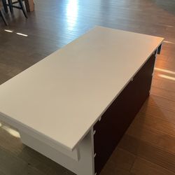 White dressing, room, bench bench