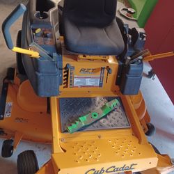 Zero Turn Riding Lawn Mower