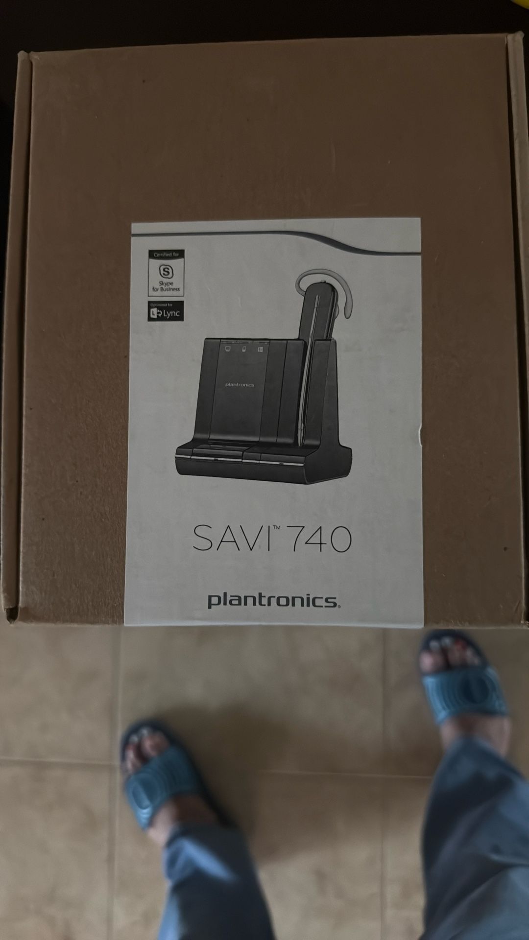 Planteonics SAVI 740 M - New Wireless Headset