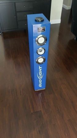 Bud Light Speaker Tower with iPod Dock, Mic Input, USB, RCA & SD Card - Pickup Near Desert Inn And Buffalo
