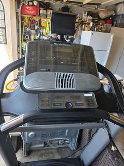 Nordic Track C990 Treadmill -Excellent Condition