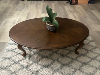 Oval Wood Coffee Table Queen Anne Legs