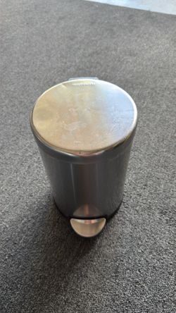 Stainless steel mini trashcan Simple human stainless steel mini trashcan