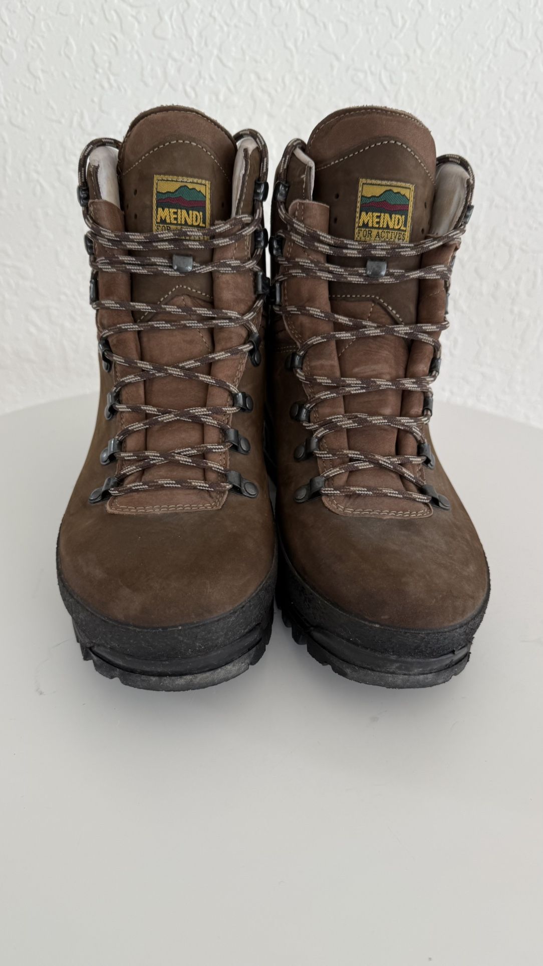 Pre-owned MEINDL GORETEX HIKING BOOTS MEN’S SIZE 9.5