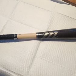 Marucci AM22 Pro Maple Bat 31"