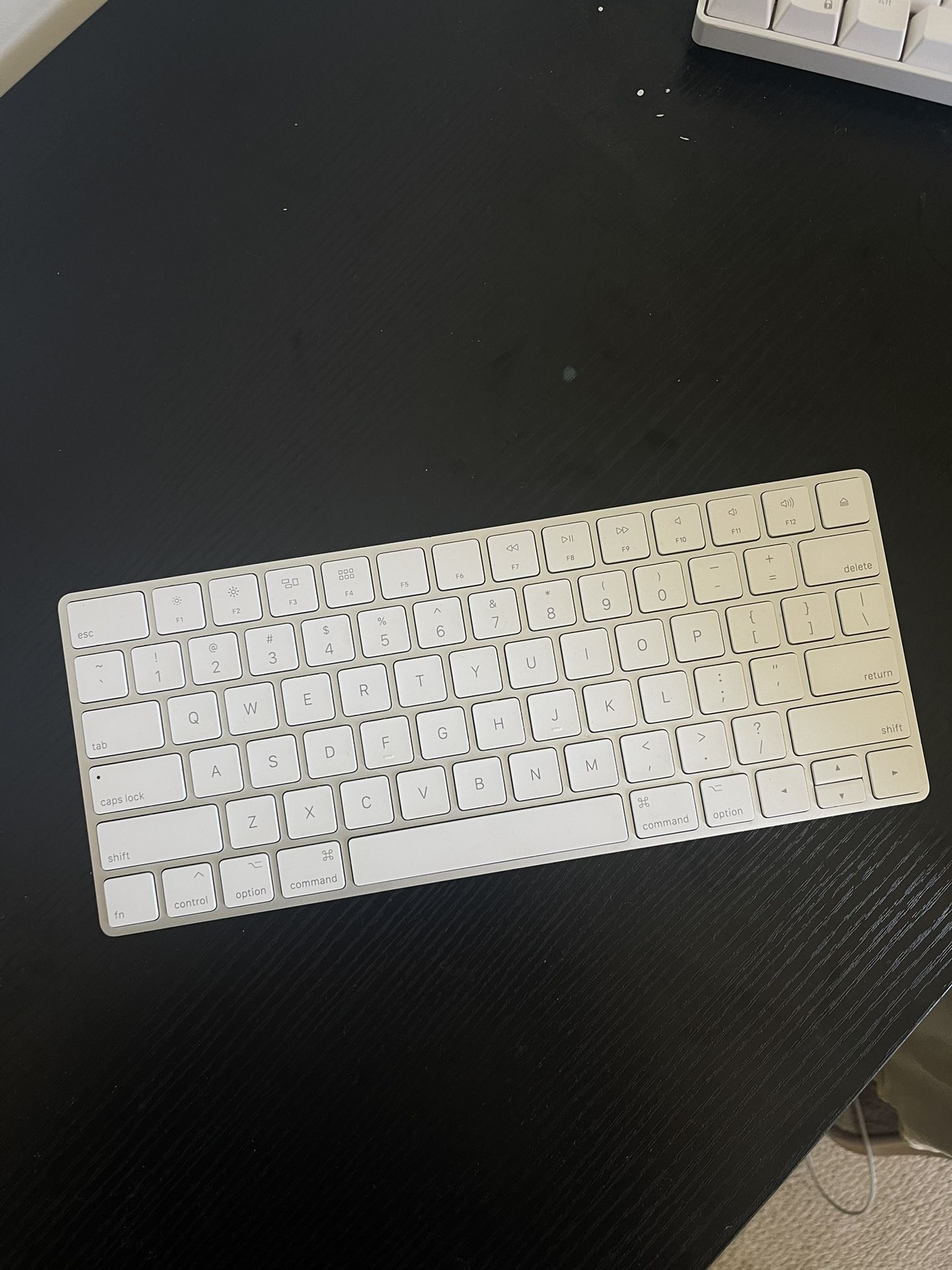 Free Magic Apple Keyboard 