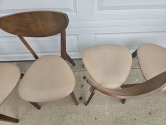 4 Mid Century Modern Style Chairs