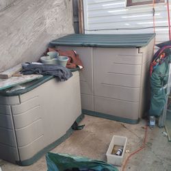Storage Sheds 