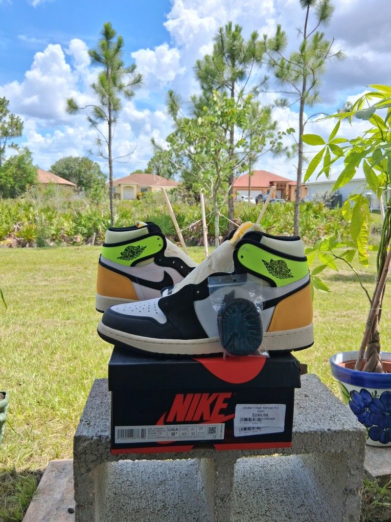 Jordan 1 High Volt Size 9.5